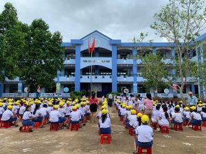tổ chức chương trình “Ngày hội tuổi thơ” tại trường Xuân Đường